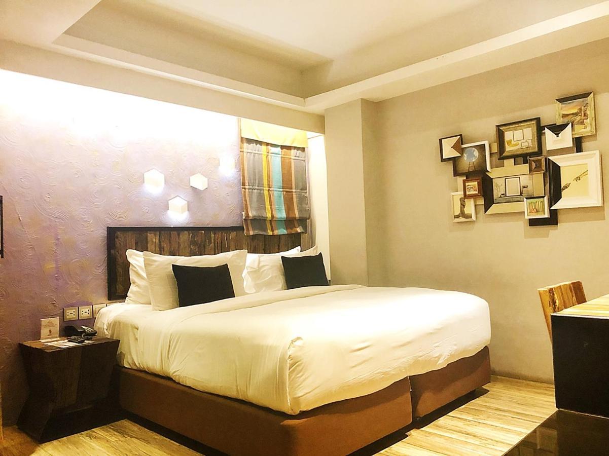 Hotel Aspira D'Andora Sukhumvit 16 - Asoke Bangkok Zewnętrze zdjęcie